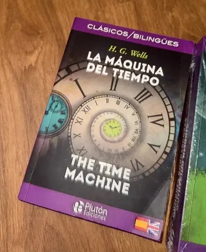 La Máquina Del Tiempo The Time Machine Bilingüe / H.g Wells