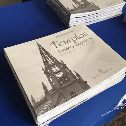 Templos Católicos Neogóticos / Mirha Pollares T