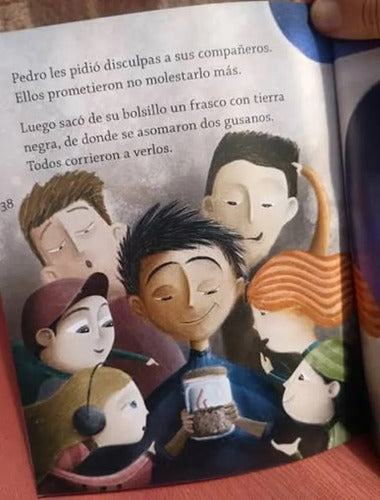 Olor A Tierra / Roberto Fuentes