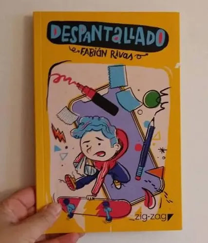 Despantallado / Fabian Rivas