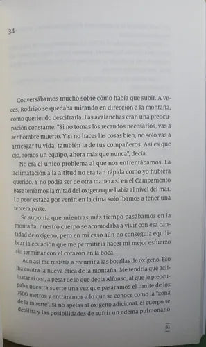 Horizonte Vertical / Rodrigo Jordán Y Marcelo Simonetti