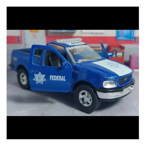 Colección Autos De Policía México. Escala 1:36