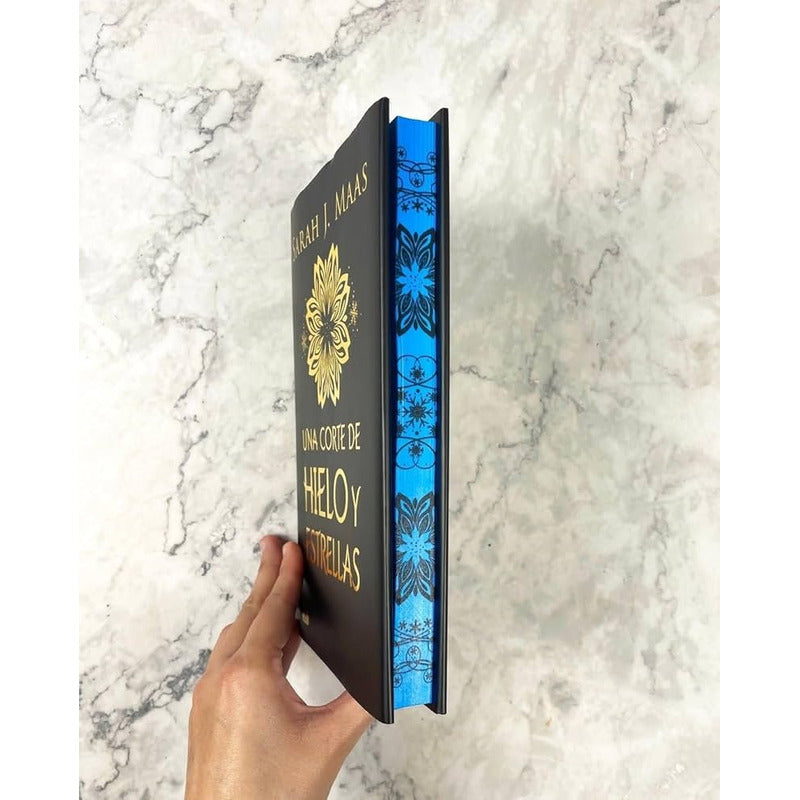 Una Corte De Hielo Y Estrellas (ed. Especial) / Maas