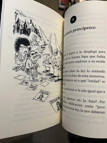 El Horroroso Monstruo Lindo / Esteban Cabezas