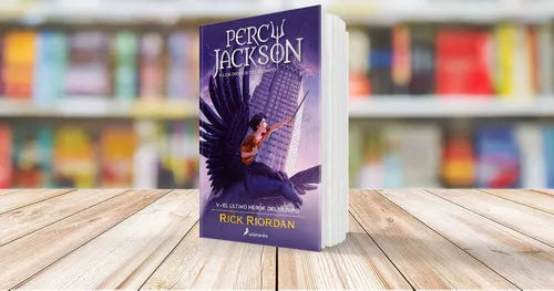 El Ultimo Heroe Del Olimpo / Rick Riordan