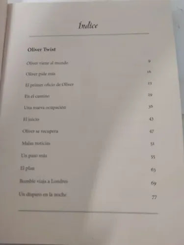 Oliver Twist / Charles Dickens