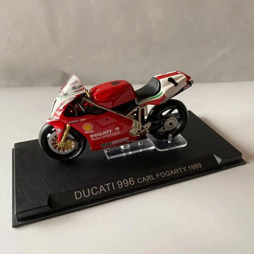 Moto Colección Escala Gp Ducatti 996 Carl Fogarti 1999 1/25