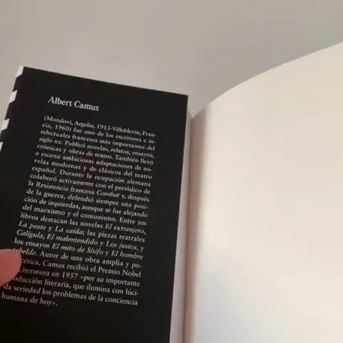 El Extranjero / Albert Camus