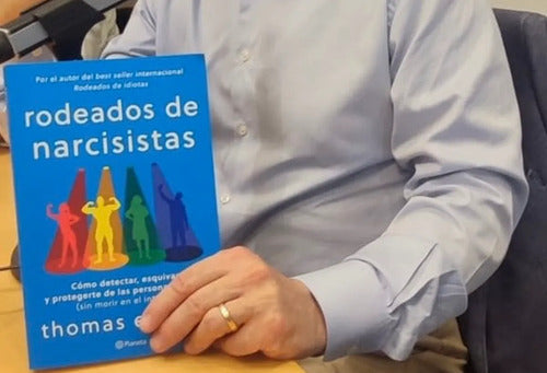 Rodeados De Narcisistas / Thomas Erikson
