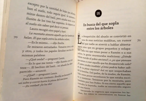 La Momia Del Salar / Sara Bertrand