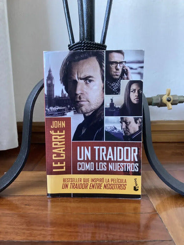 Un Traidor Como Los Nuestros / John Le Carre