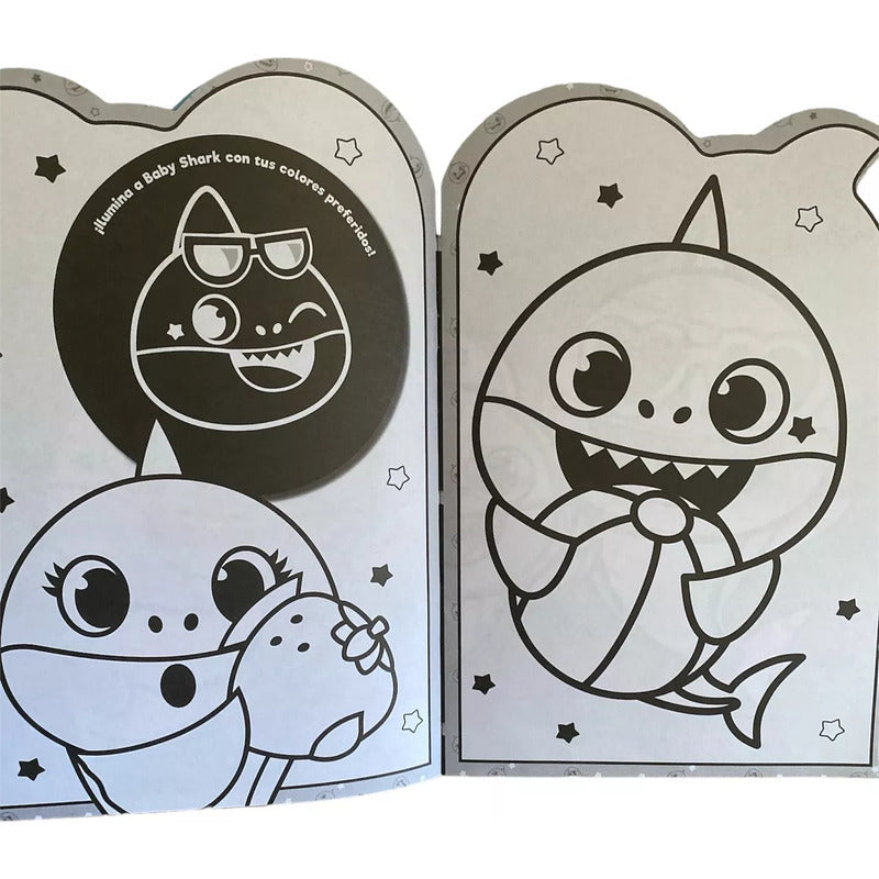 Baby Shark Pinta Y Brilla / Nickelodeon