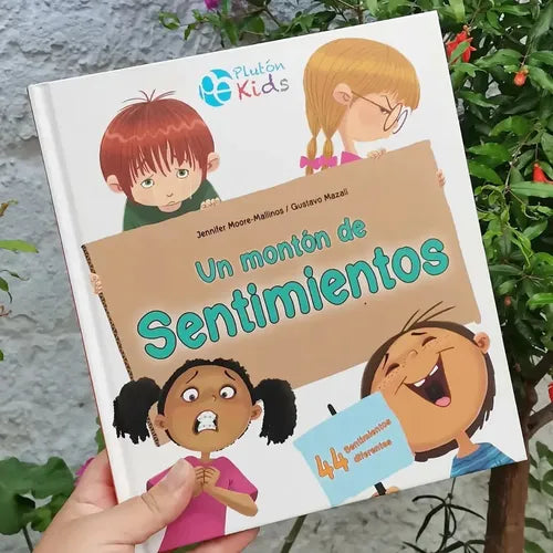 Un Monton De Sentimientos (tapa Dura) / Moore Y Mazali