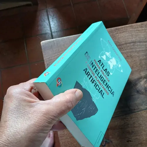 Atlas De Inteligencia Artificial / Kate Crawford