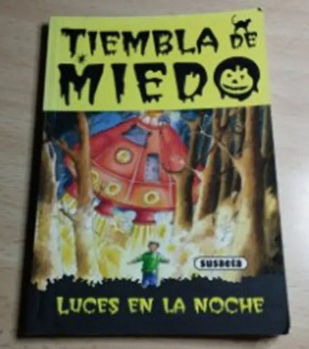 Tiembla De Miedo Luces En La Noche / Susaeta