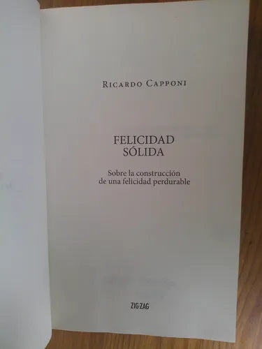 Felicidad Solida / Ricardo Capponi