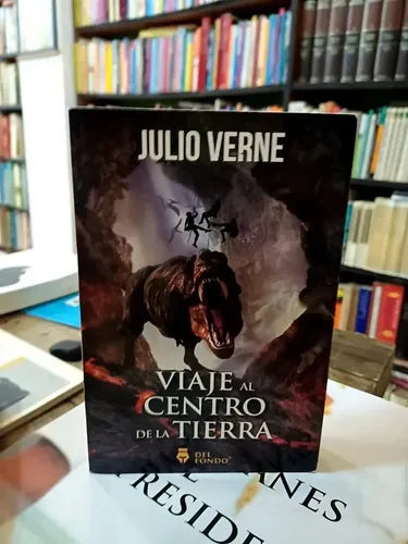 Viaje Al Centro De La Tierra / Julio Verne