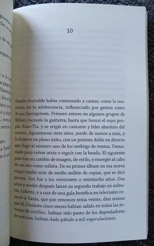 Las Chicas De Alambre / Jordi Sierra I Fabra