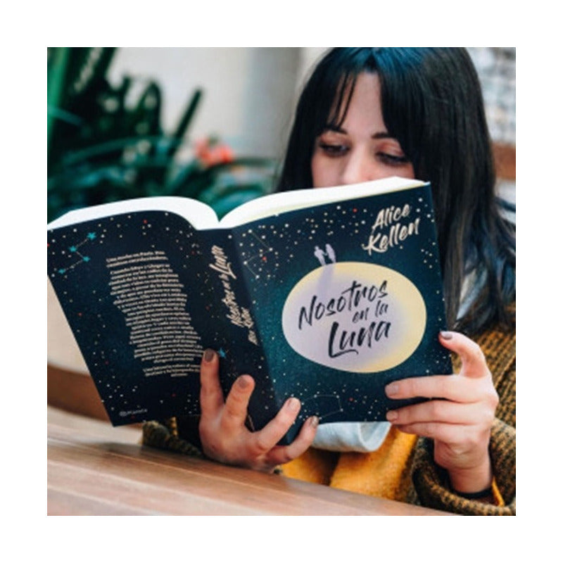 Nosotros En La Luna / Alice Kellen